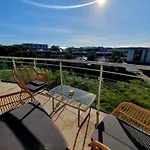Elena's Lux - Town & Sea View - Atlantis Aparthotel Sarafowo