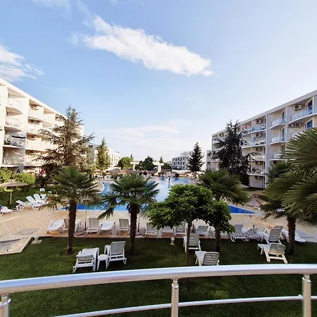 Aparthotel Elena's Lux - Town & Sea View - Atlantis *