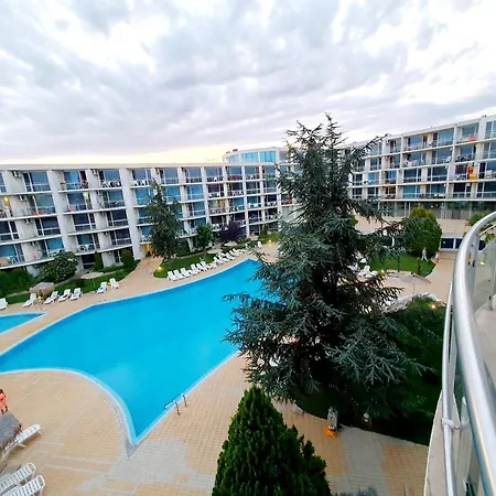 Aparthotel Elena's Lux - Town & Sea View - Atlantis