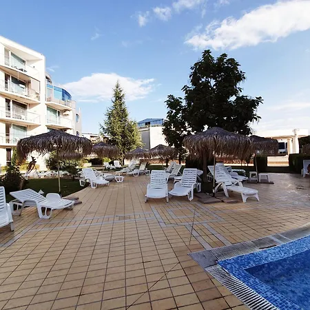 Aparthotel Elena's Lux - Town & Sea View - Atlantis Sarafovo