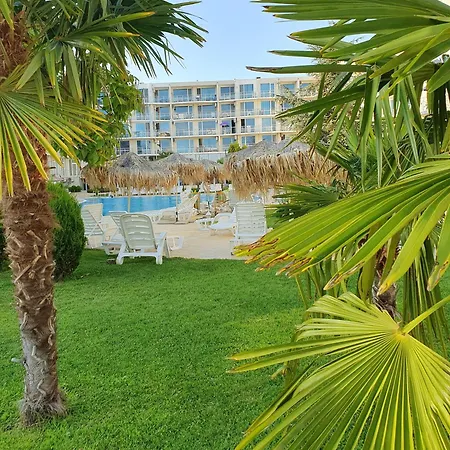 Elena's Lux - Town & Sea View - Atlantis Aparthotel 4*