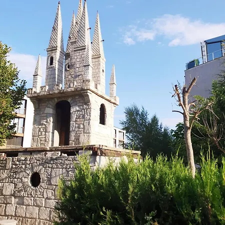 מלון דירות Elena's Lux - Town & Sea View - Atlantis סרפובו