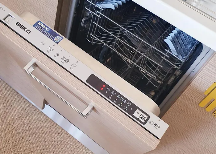 Elena's Lux - Town & Sea View - Atlantis Apart Otel 4*