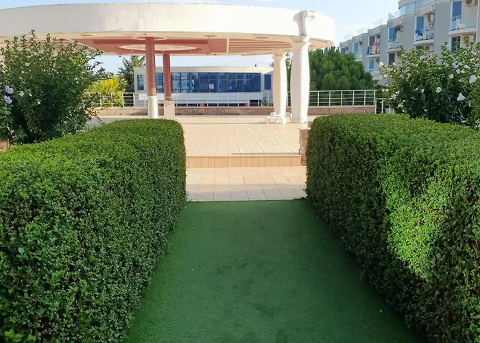 Elena's Lux - Town & Sea View - Atlantis Apart Otel Sarafovo